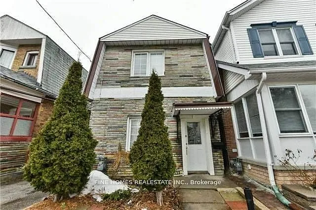 390 Oakwood Ave #LOWER