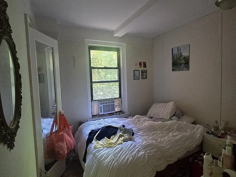 310 E 55th St #1DE — Photo 6