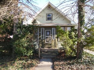 441 S 4th St, Chesterton, IN 46304