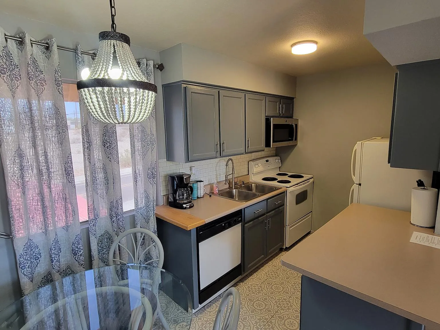 1 bed, 544 sqft, $1,200 — Photo 1