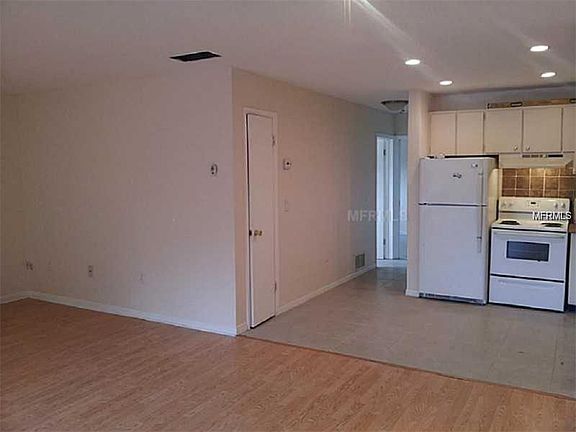 5th image of 1257 Drew St APT 10