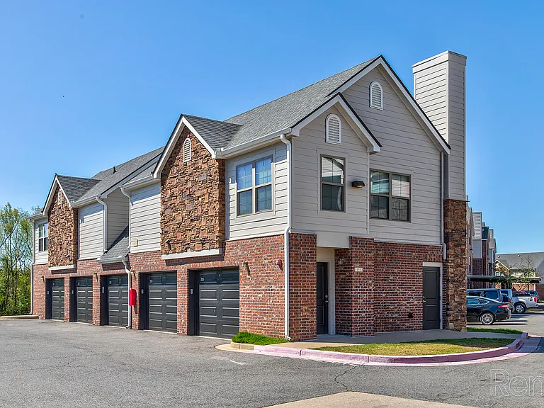 Centerstone Apartments — Photo 25
