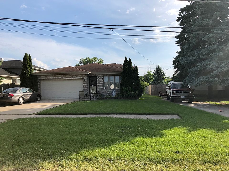 2nd image of 114181/2 S Avon Ave