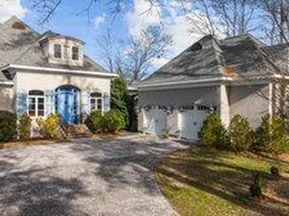 230 Drake Landing, New Bern, NC 28560