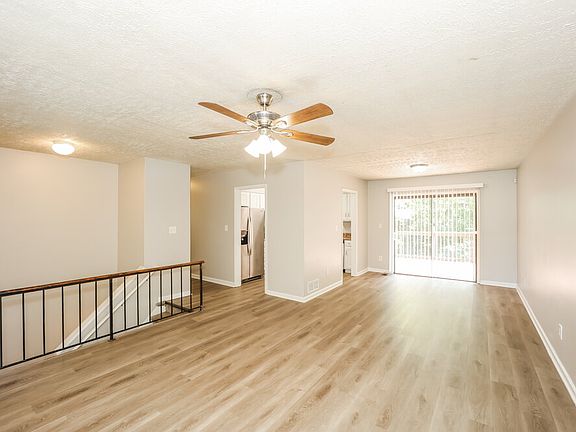 4th image of 5140 Oakdale Dr