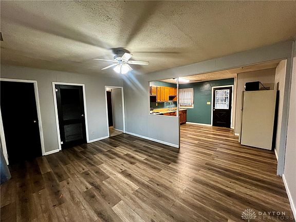 5th image of 7 Sillman Ct