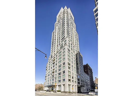 Sold by Warburg | media 11