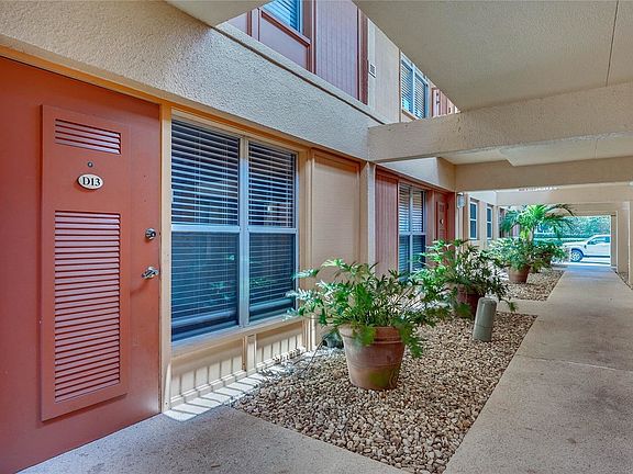 3rd image of 1100 Delaney Ave APT D13