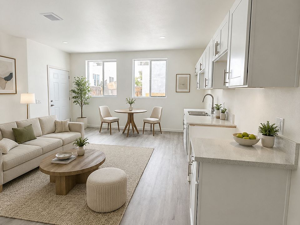 1st image of 520 W Colden Ave #1/2