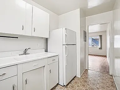 Sea Isle Apartments — Photo 9