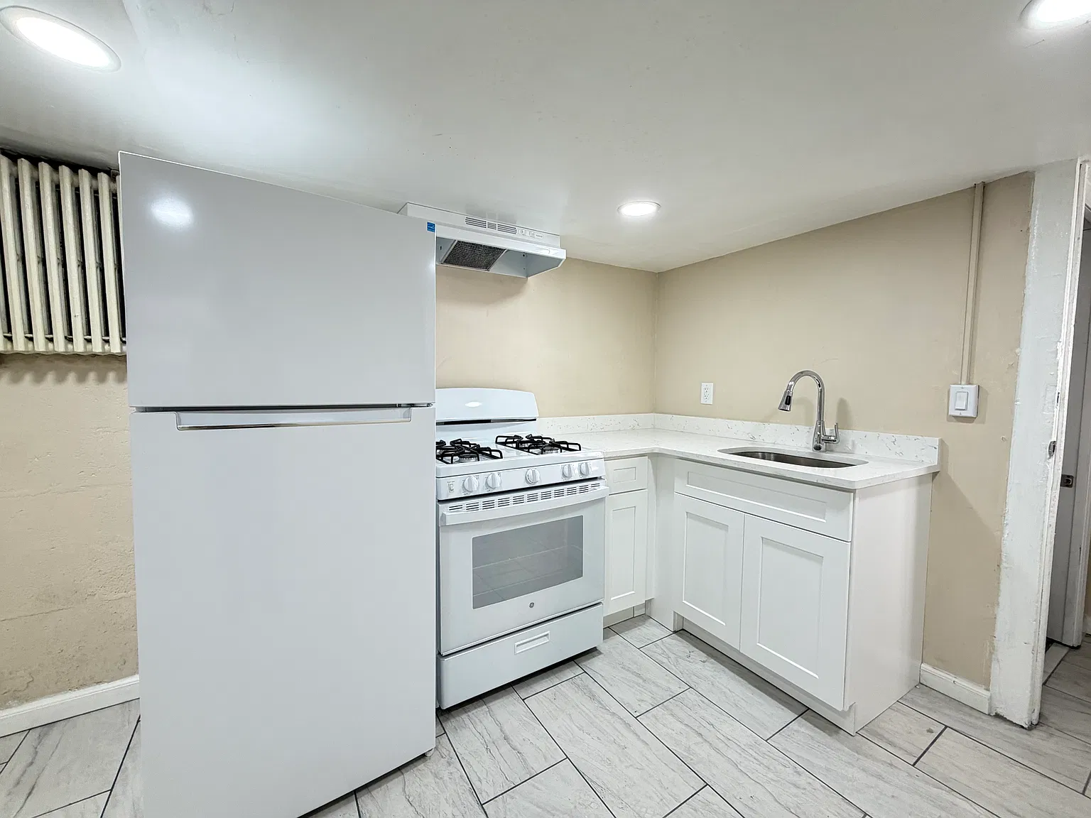 1 bed, 650 sqft, $1,850 — Photo 1