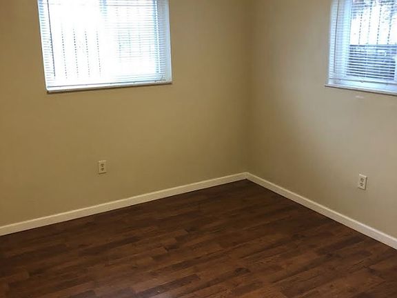 4th image of 1100 Oneil Blvd APT 4