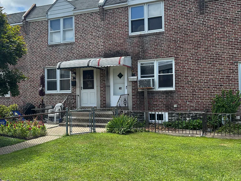 40 Folcroft Ave — Photo 1