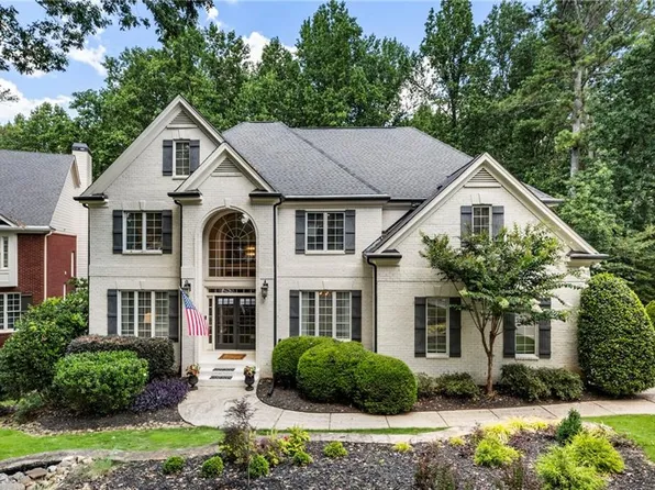 825 Wilde Run Ct, Roswell, GA 30075