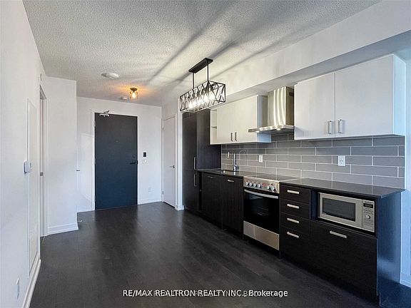 5th image of 125 Redpath Ave #1404