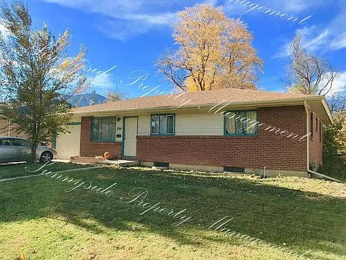 235 S 40th St Photo 1