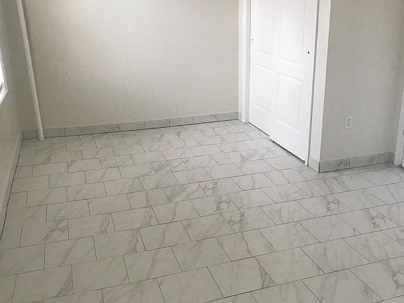 4th image of 1078 65th St #1