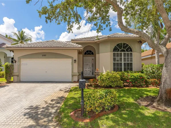 12123 NW 15th Ct, Pompano Beach, FL 33071