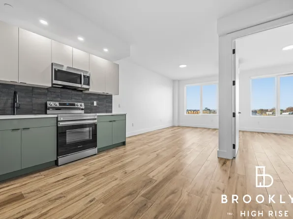 2246 Fulton Street image 1 of 33