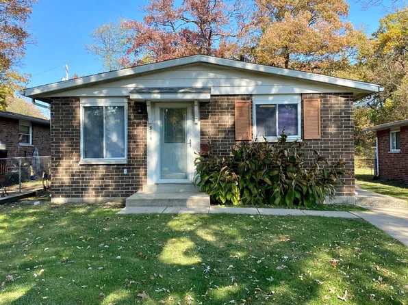 814 Walker St, Michigan City, IN 46360