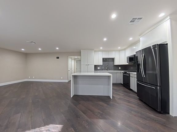 2nd image of 2709 Beaver Creek Ct APT 202