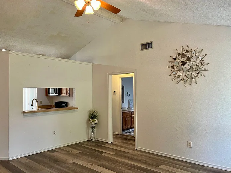 8220 Willow Creek Dr — Photo 7