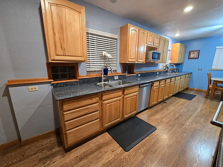 1679 Xavier St — Photo 12