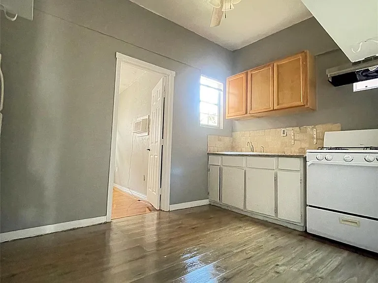 6912 Avenue C #2 — Photo 14