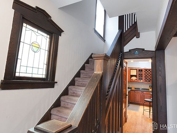 5th image of 172 Argyle Pl