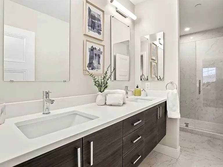 425 Lagrange St #210A — Photo 5