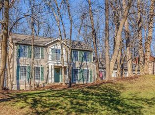 455 Thunderhead Canyon Dr, Ballwin, MO 63011