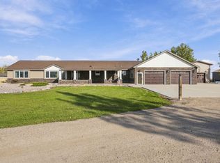 16405 18th St SE, Gardner, ND 58036