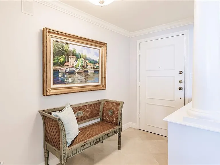 2885 Gulf Shore Blvd N #302 — Photo 3
