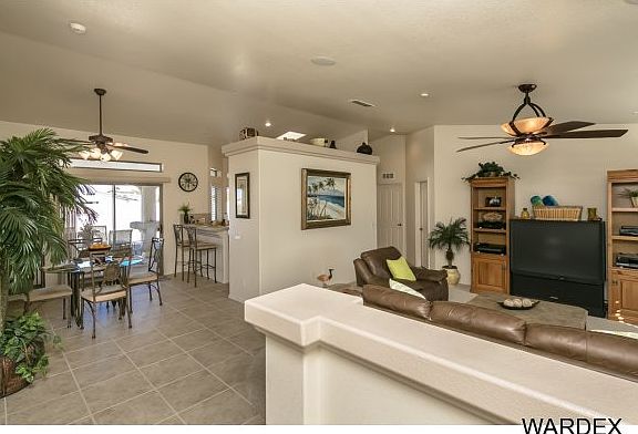 5th image of 991 Rolling Hills Dr