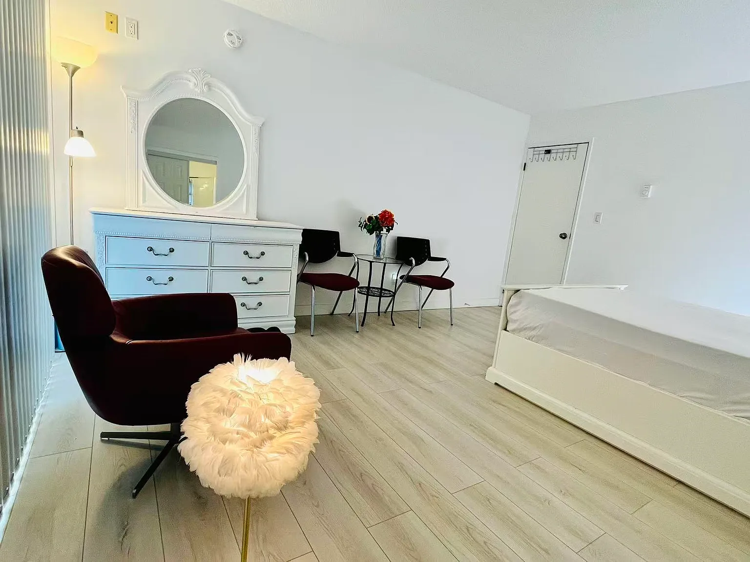 1 bed, 500 sqft, $1,600 — Photo 4
