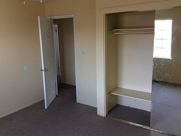 5th image of 1150 Goldfield St