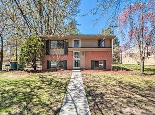 1376 McCarthy Ct, Ypsilanti, MI