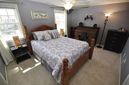 4th image of 9 Lydon Ln #D1