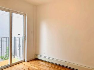 427 Throop Ave #1, Brooklyn, NY 11221