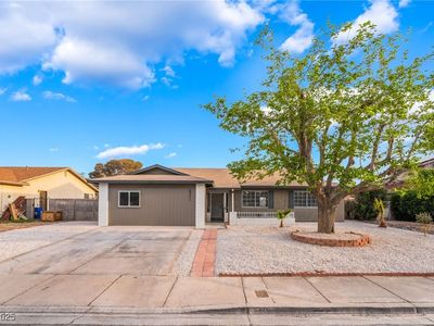 5771 Auckland Dr, Las Vegas, NV, 89110