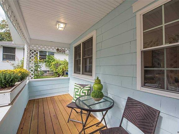 3rd image of 156 Carley Ave
