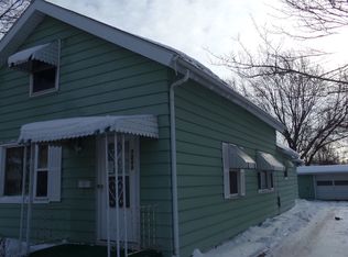 1208 E Walnut St, Green Bay, WI 54301