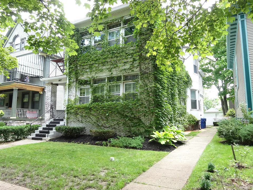 467 Norwood Ave #4