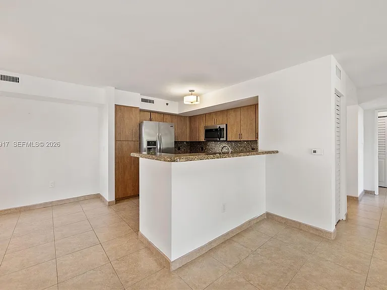 19501 E Country Club Dr #9508 — Photo 4