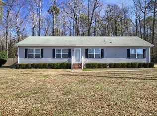 387 Airport Rd, Mattaponi, VA 23110