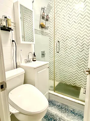 Rented by Corcoran | media 23