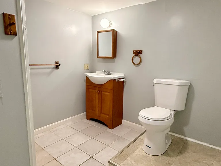 40 Mount Vernon Ave #1 — Photo 2