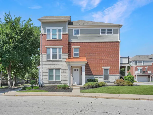 2112 S Crambourne Way #6, Arlington Heights, IL 60005