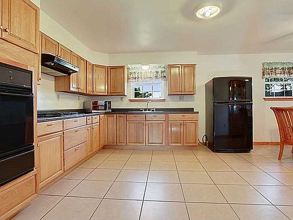 5th image of 4824 Lonely Oak Dr