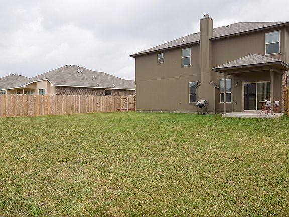 2nd image of 206 W Libra Dr